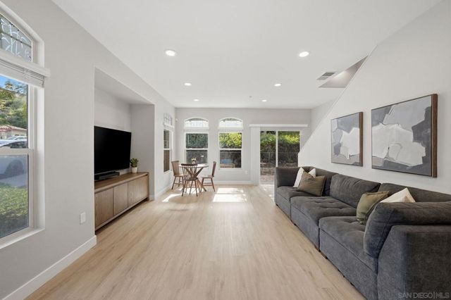 8530 Conrad Court, Santee, CA 92071