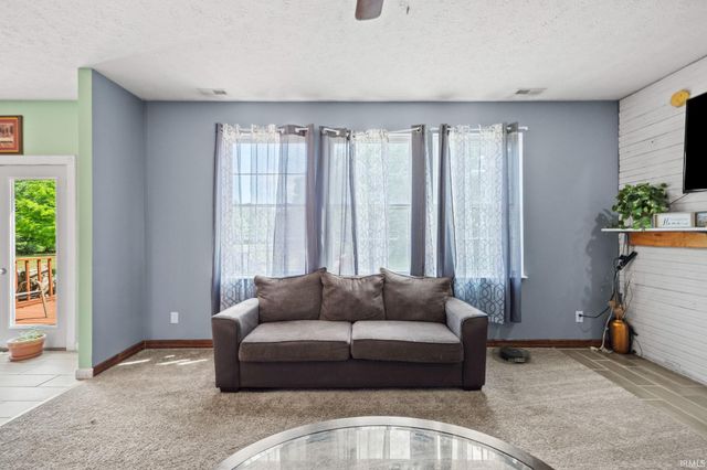 2038 E 850 S, Brookston, IN 47923