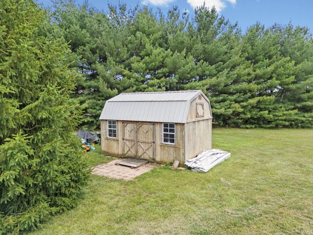 2038 E 850 S, Brookston, IN 47923