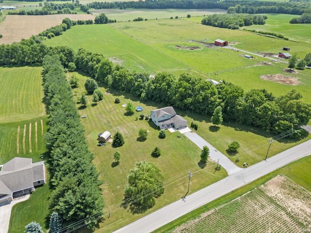 2038 E 850 S, Brookston, IN 47923