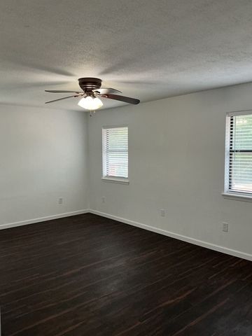 110 E Florence Street, Denison, TX 75021