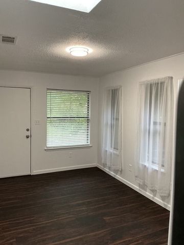 110 E Florence Street, Denison, TX 75021