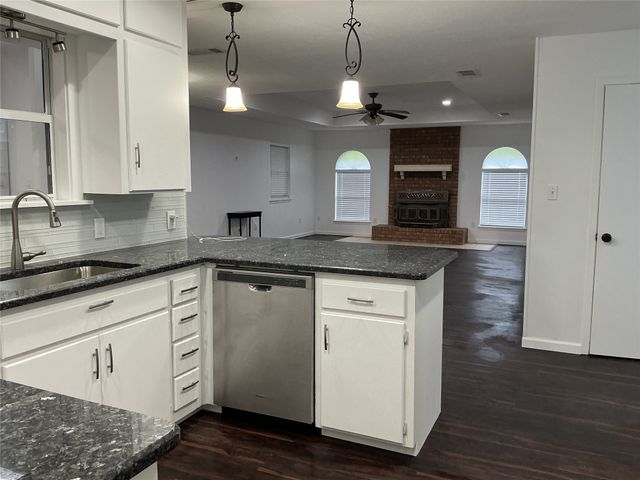 110 E Florence Street, Denison, TX 75021