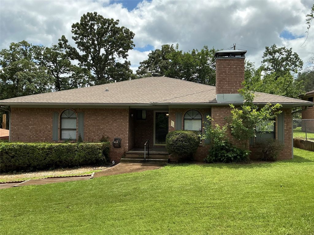 110 E Florence Street, Denison, TX 75021