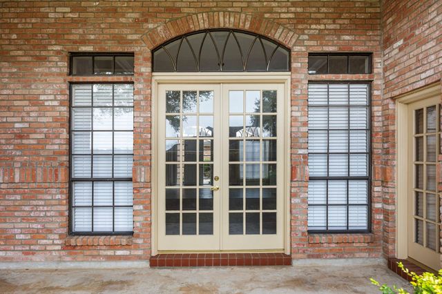 4747 Lake Village Drive, Fulshear, TX 77441