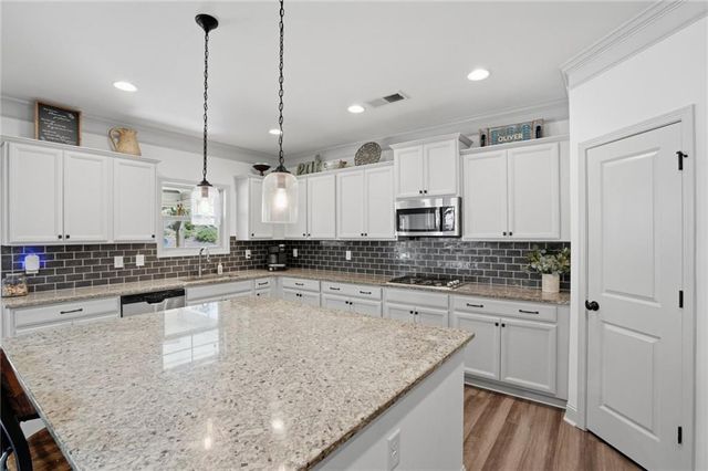1025 Flagstone Way, Acworth, GA 30101