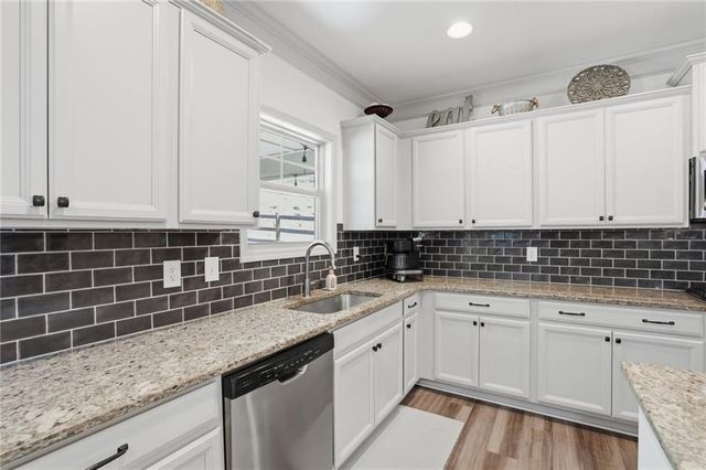 1025 Flagstone Way, Acworth, GA 30101