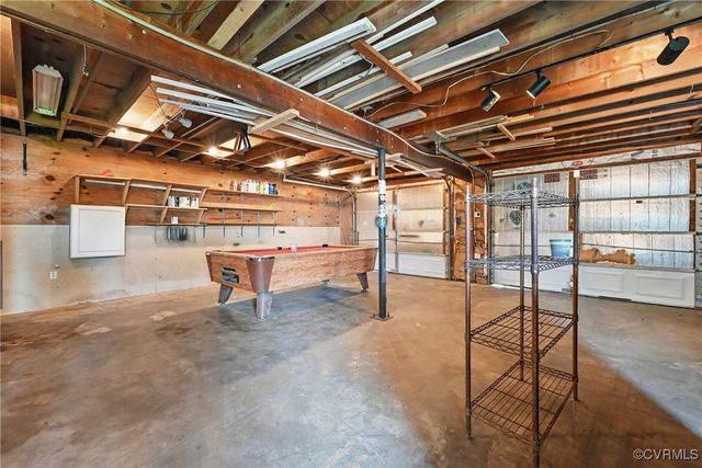 16 Sandston Ave, Sandston, VA 23150