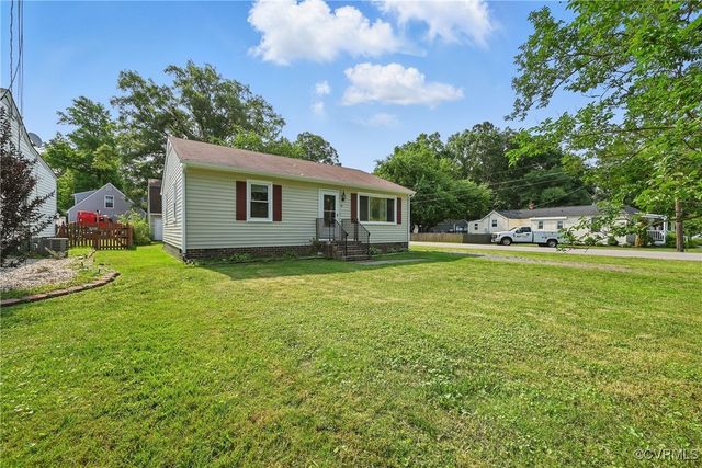 16 Sandston Ave, Sandston, VA 23150
