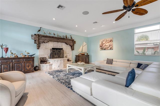 708 OCEAN AVENUE, New Smyrna Beach, FL 32169