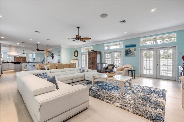 708 OCEAN AVENUE, New Smyrna Beach, FL 32169