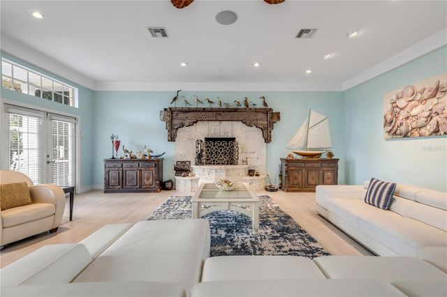 708 OCEAN AVENUE, New Smyrna Beach, FL 32169
