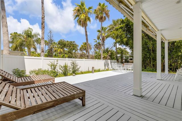 708 OCEAN AVENUE, New Smyrna Beach, FL 32169