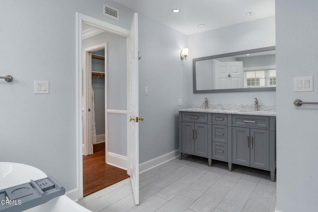 2141 Napoli Drive, Oxnard, CA 93035