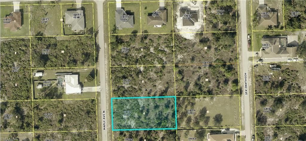916 Maple AVE N, LEHIGH ACRES, FL 33972 — exterior