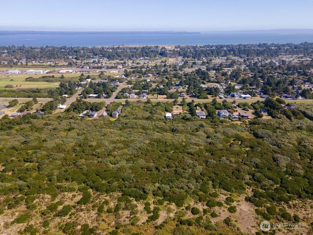 557 Ocean Shores Boulevard NW, Ocean Shores, WA 98569