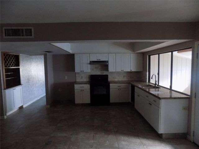 16807 Clan Macintosh Drive, Houston, TX 77084