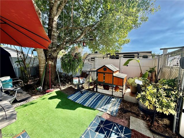 2253 8th CT, Lehigh Acres, FL 33936