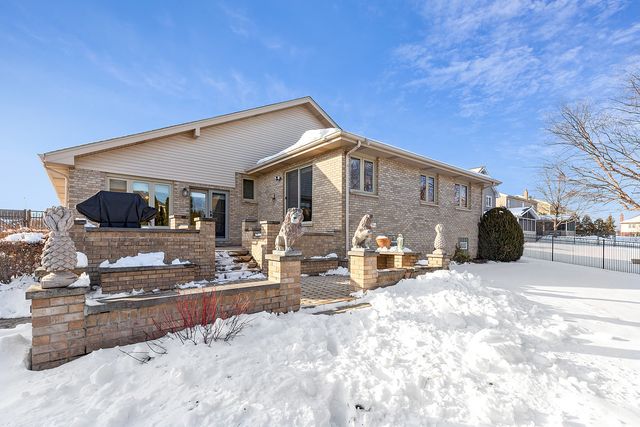 16421 Lee Avenue, Orland Park, IL 60467