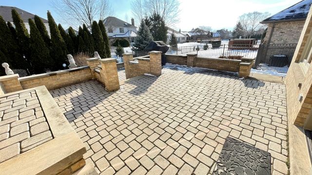 16421 Lee Avenue, Orland Park, IL 60467