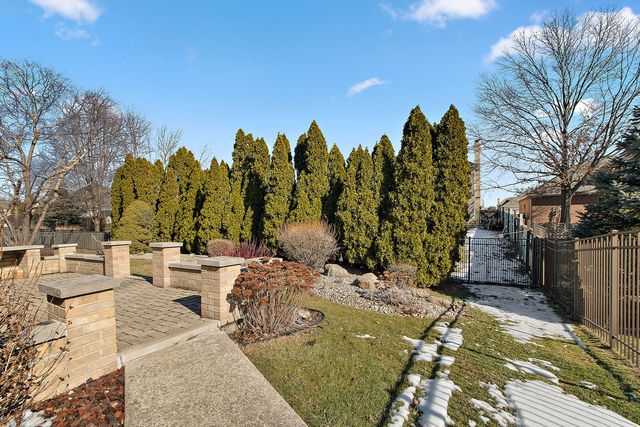 16421 Lee Avenue, Orland Park, IL 60467