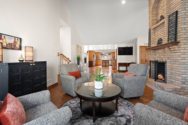 16421 Lee Avenue, Orland Park, IL 60467