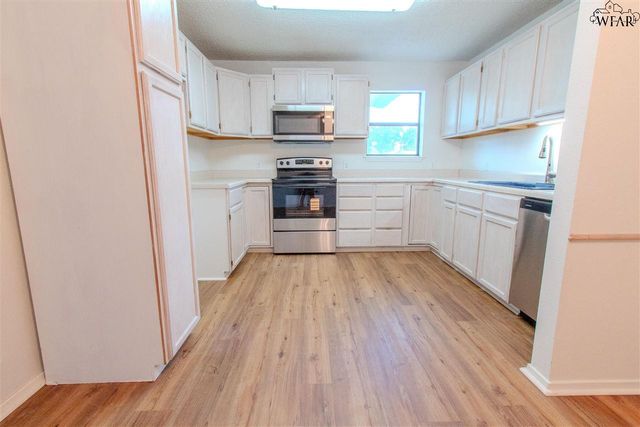 123 WESTVIEW LANE, Iowa Park, TX 76367