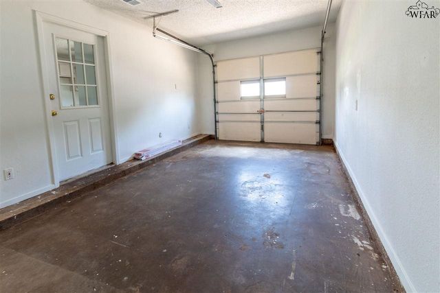 123 WESTVIEW LANE, Iowa Park, TX 76367