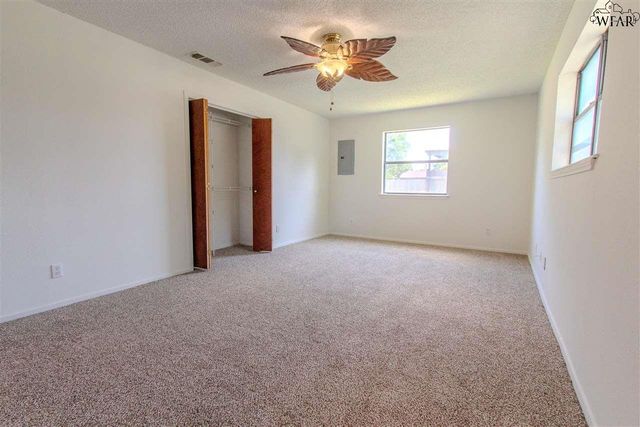 123 WESTVIEW LANE, Iowa Park, TX 76367