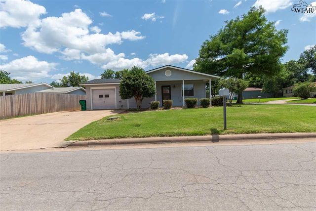 123 WESTVIEW LANE, Iowa Park, TX 76367