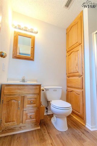 123 WESTVIEW LANE, Iowa Park, TX 76367