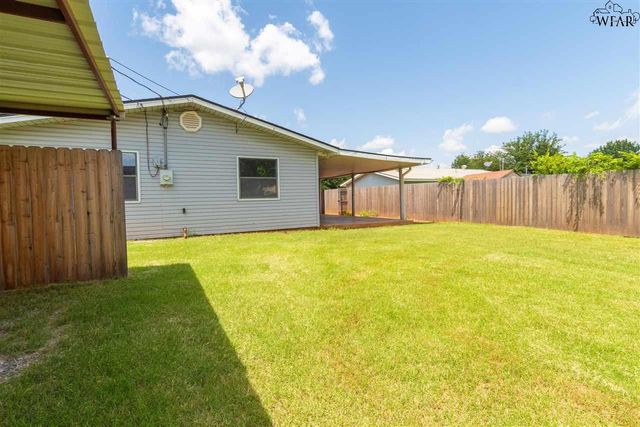 123 WESTVIEW LANE, Iowa Park, TX 76367