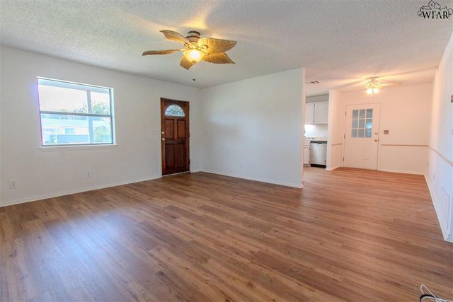 123 WESTVIEW LANE, Iowa Park, TX 76367