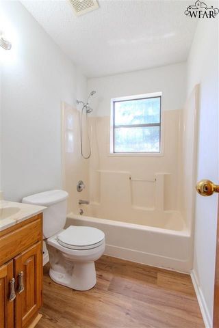 123 WESTVIEW LANE, Iowa Park, TX 76367