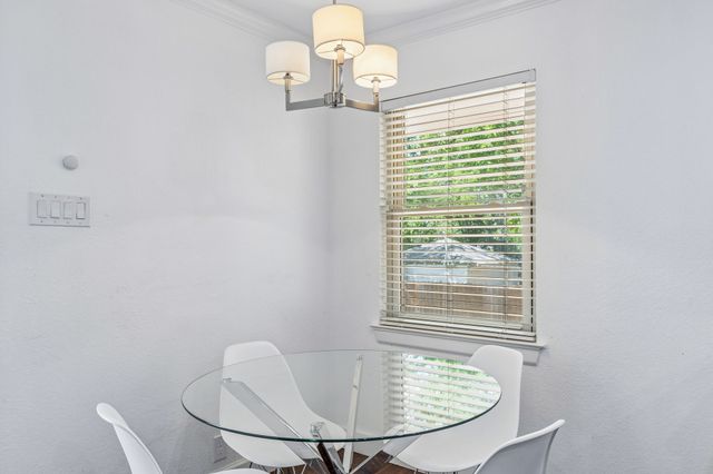 8709 Labron Avenue, Dallas, TX 75209