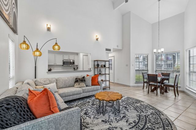 8709 Labron Avenue, Dallas, TX 75209