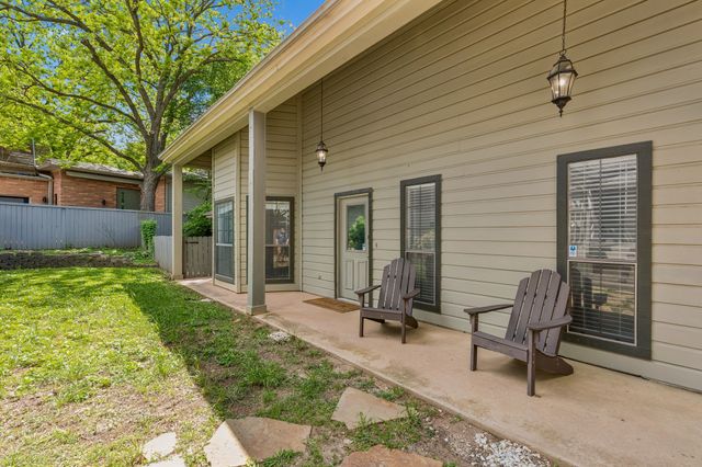 8709 Labron Avenue, Dallas, TX 75209