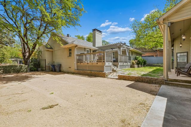 8709 Labron Avenue, Dallas, TX 75209