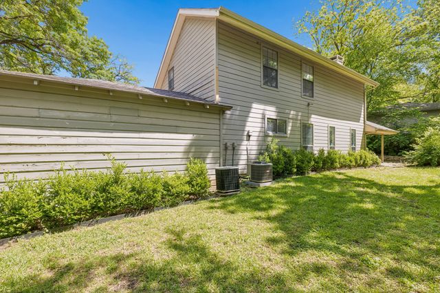 8709 Labron Avenue, Dallas, TX 75209