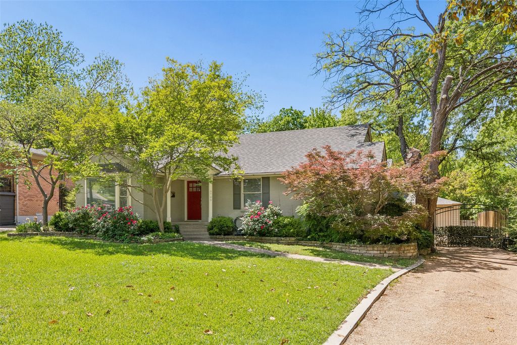 8709 Labron Avenue, Dallas, TX 75209