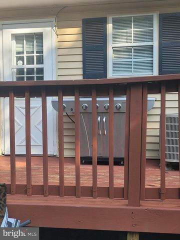 8311 FELSTED LN, Manassas, VA 20110