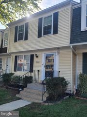 8311 FELSTED LN, Manassas, VA 20110