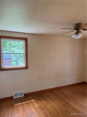 212 Rogers Avenue, Tonawanda, NY 14150