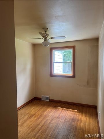 212 Rogers Avenue, Tonawanda, NY 14150