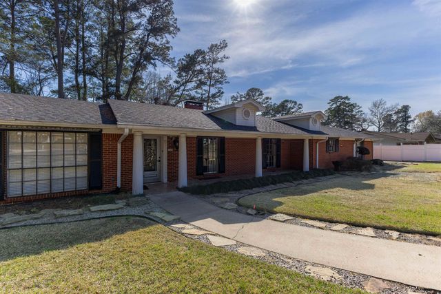 1204 Azalea, Longview, TX 75601