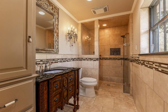 1204 Azalea, Longview, TX 75601