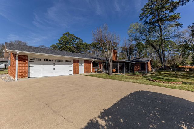 1204 Azalea, Longview, TX 75601