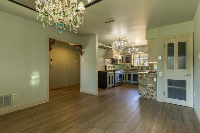 1204 Azalea, Longview, TX 75601