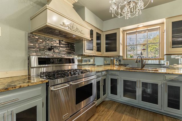 1204 Azalea, Longview, TX 75601