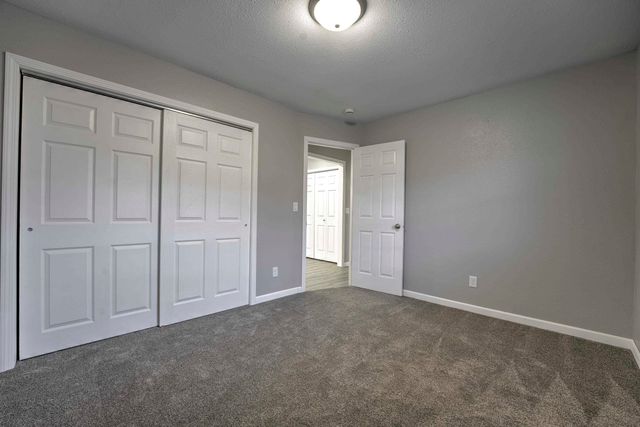 1416 7th ST SW, Minot, ND 58701